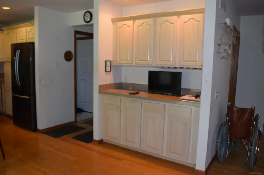 1037 Todd Court White Lake Charter Township MI 48383