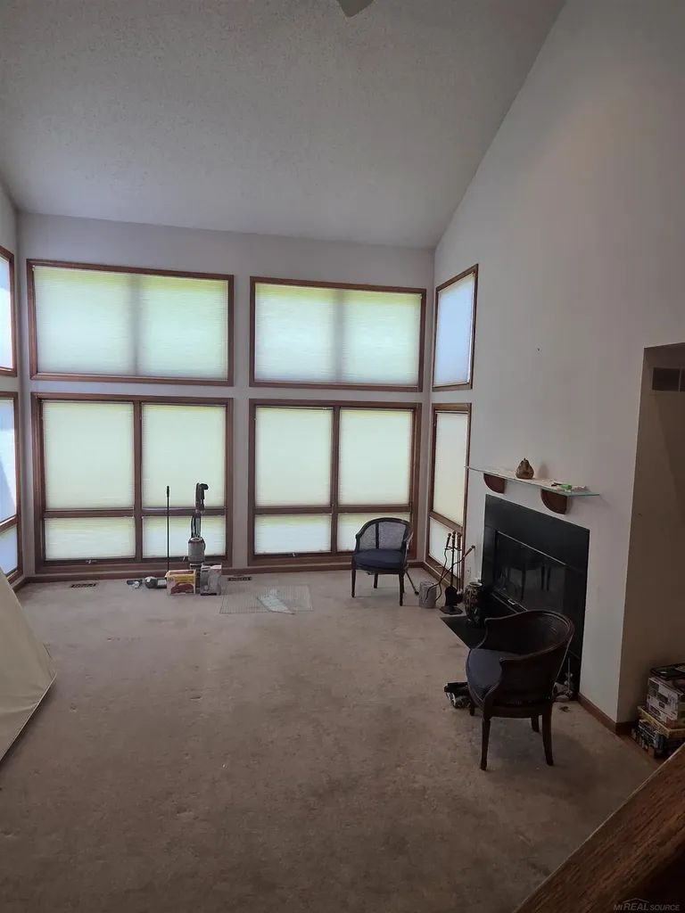 1037 Todd Court White Lake Charter Township MI 48383