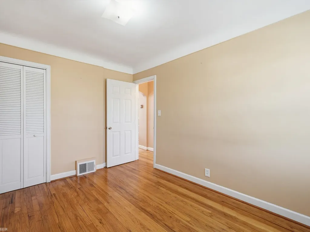 4466 18 1/2 Mile Road Sterling Heights City MI 48314