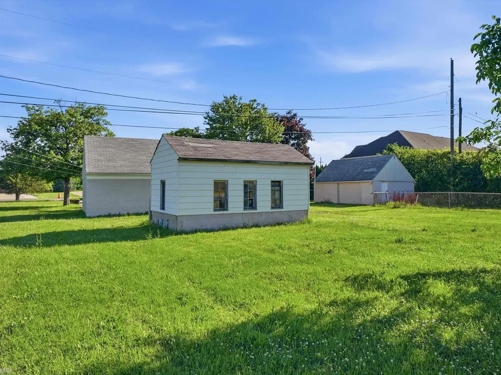 4466 18 1/2 Mile Road Sterling Heights City MI 48314