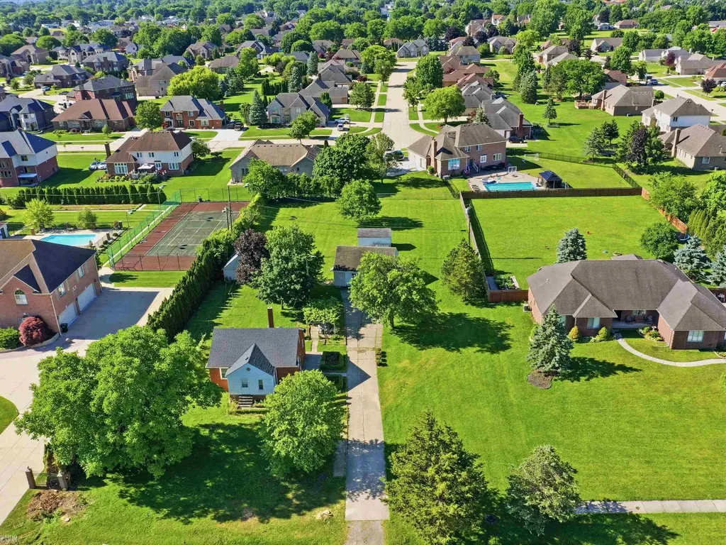 4466 18 1/2 Mile Road Sterling Heights City MI 48314