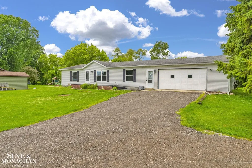433 N Howard Street Lexington Township MI 48422