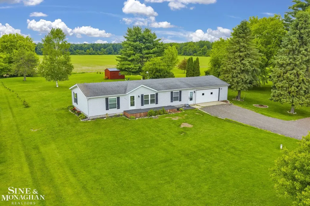 433 N Howard Street Lexington Township MI 48422