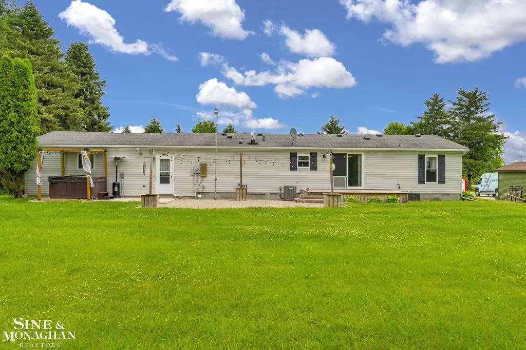433 N Howard Street Lexington Township MI 48422