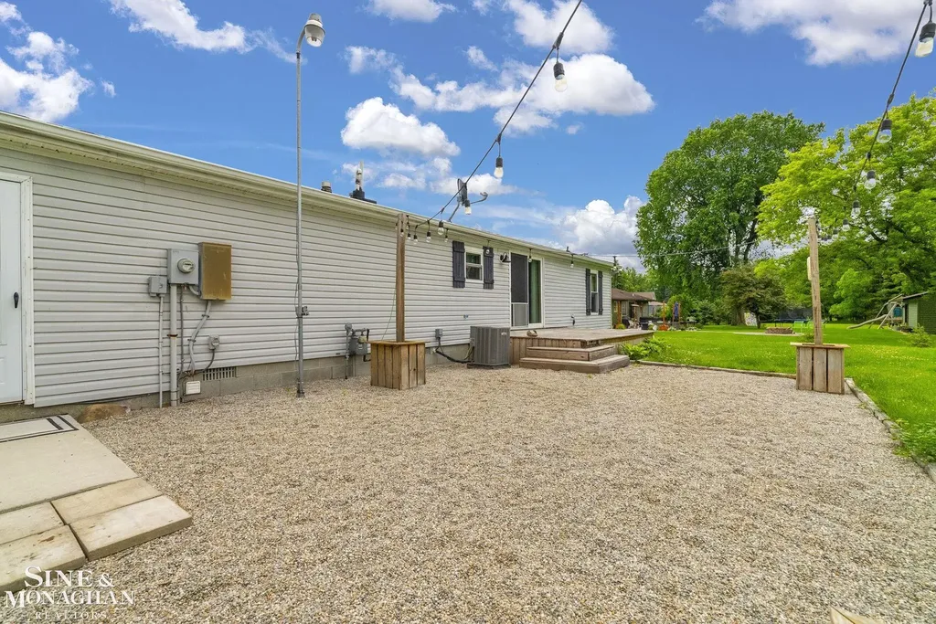 433 N Howard Street Lexington Township MI 48422