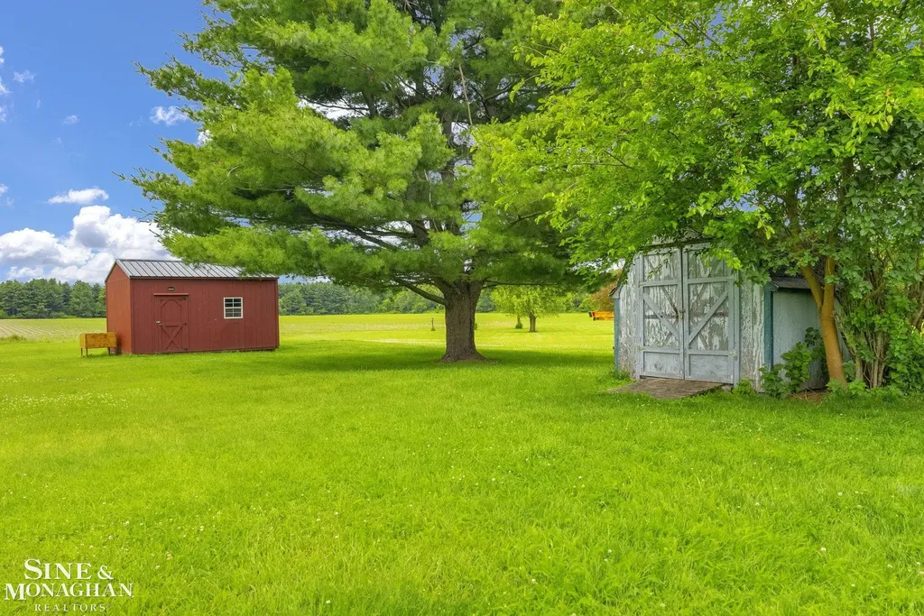 433 N Howard Street Lexington Township MI 48422