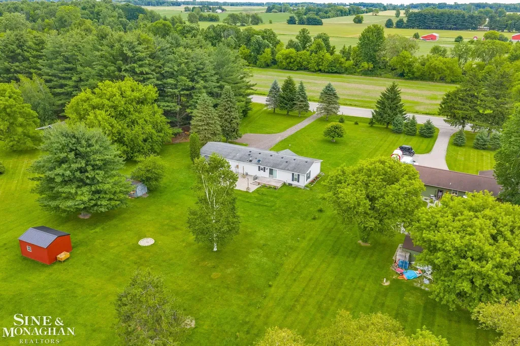 433 N Howard Street Lexington Township MI 48422