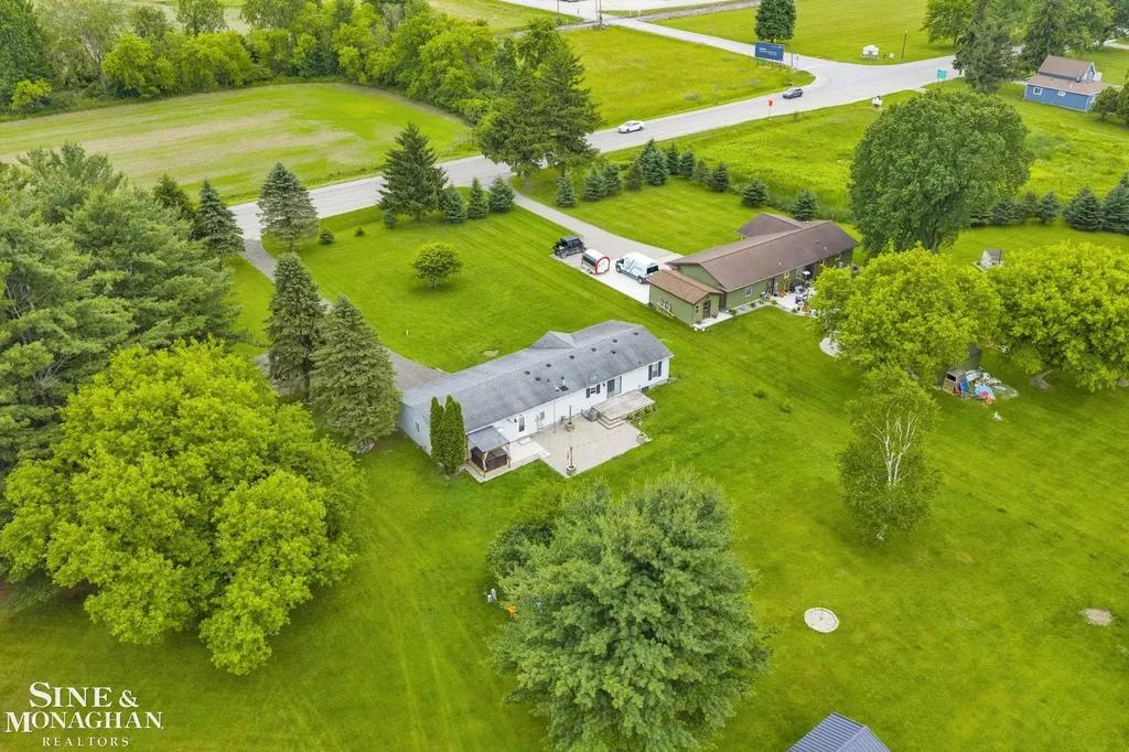 433 N Howard Street Lexington Township MI 48422