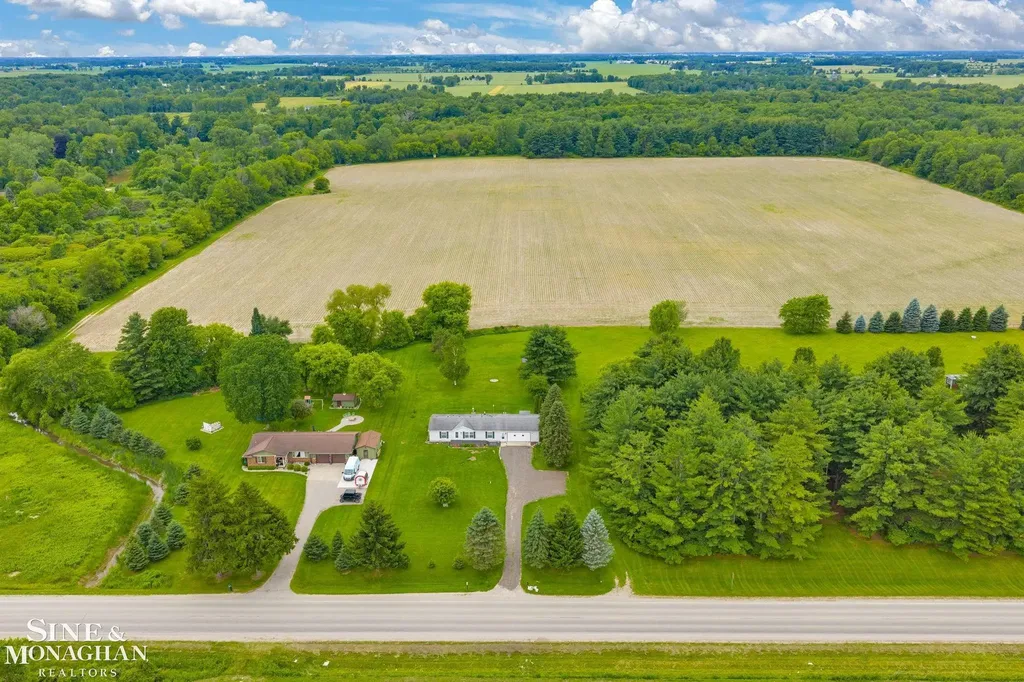 433 N Howard Street Lexington Township MI 48422