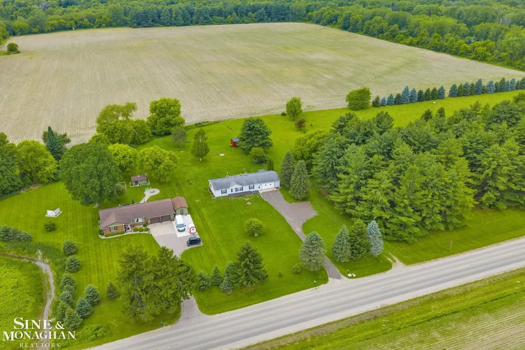 433 N Howard Street Lexington Township MI 48422