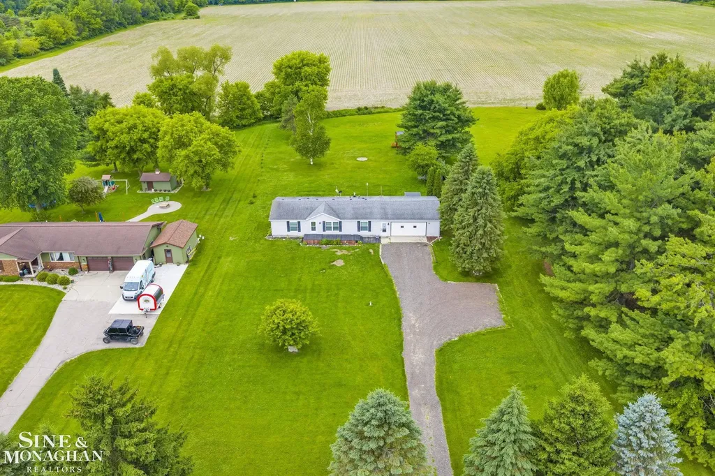 433 N Howard Street Lexington Township MI 48422