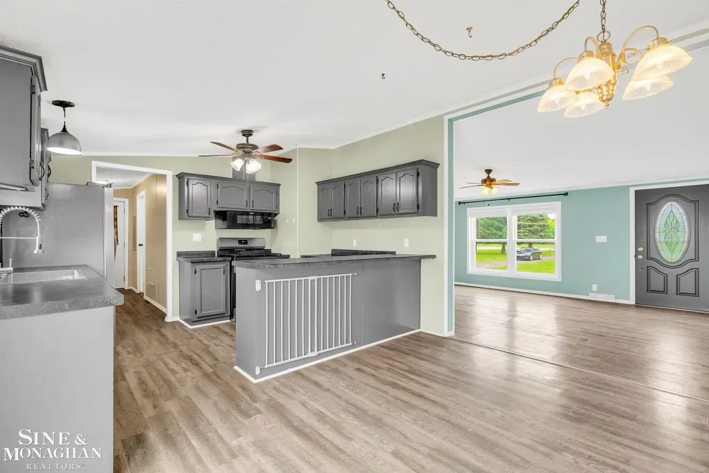 433 N Howard Street Lexington Township MI 48422