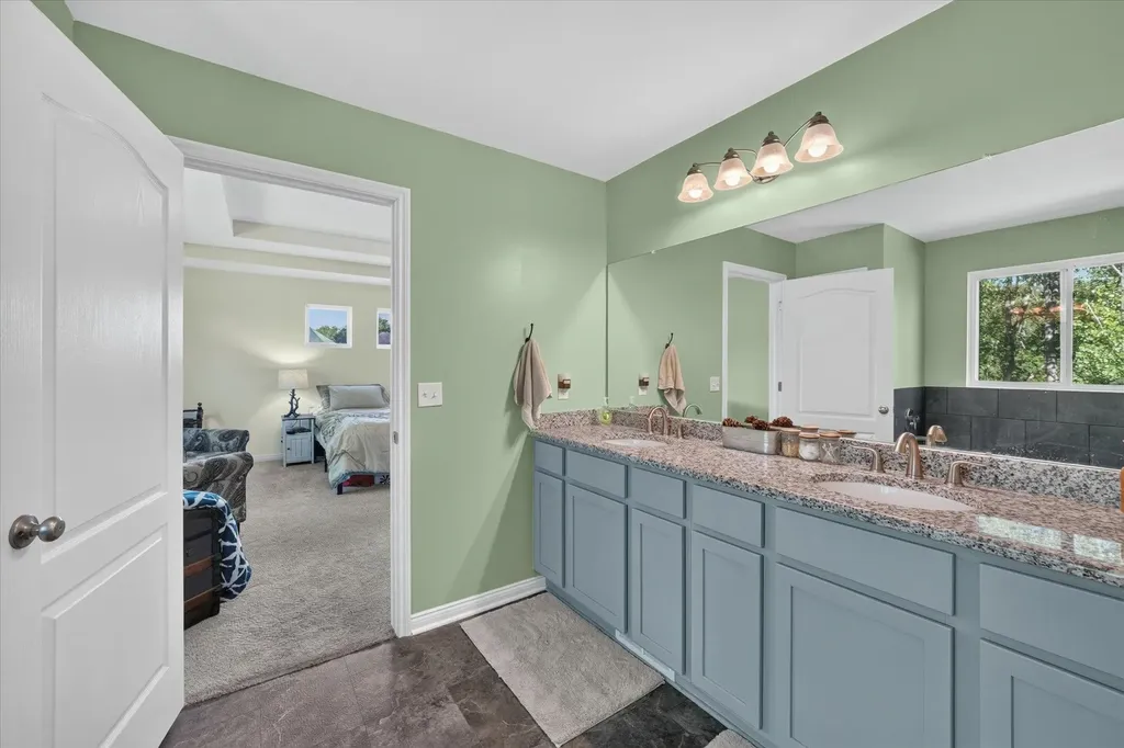 126 Parker Lane Brandon Charter Township MI 48462