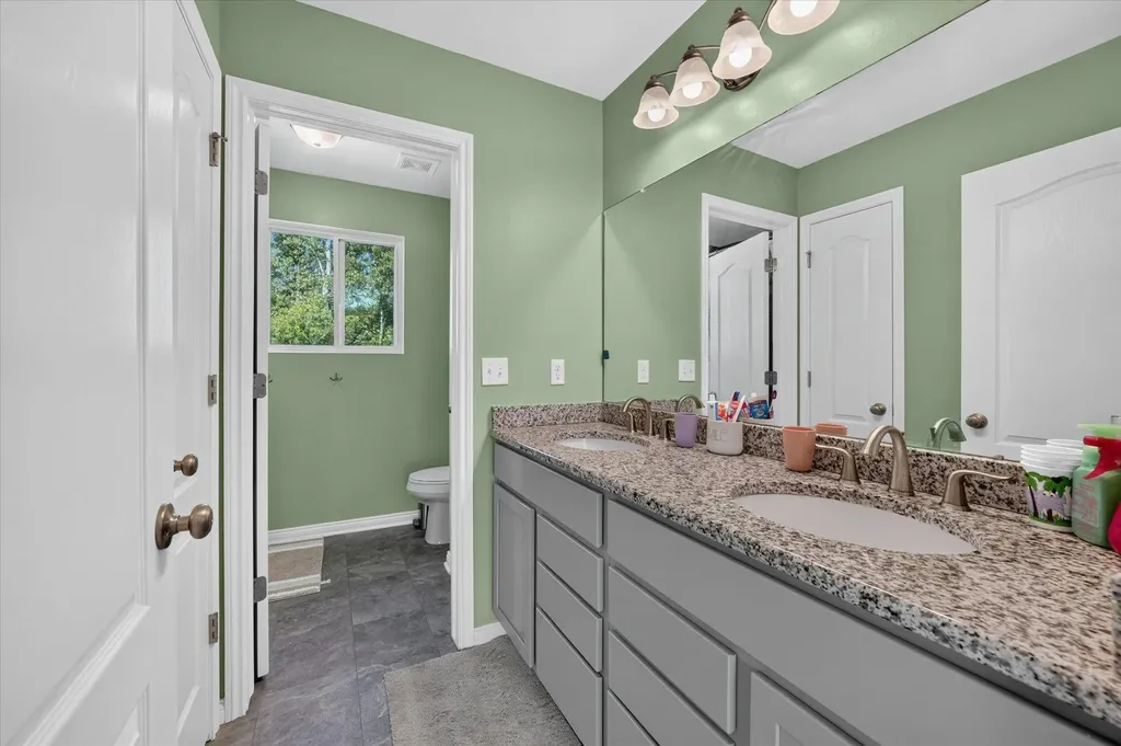 126 Parker Lane Brandon Charter Township MI 48462