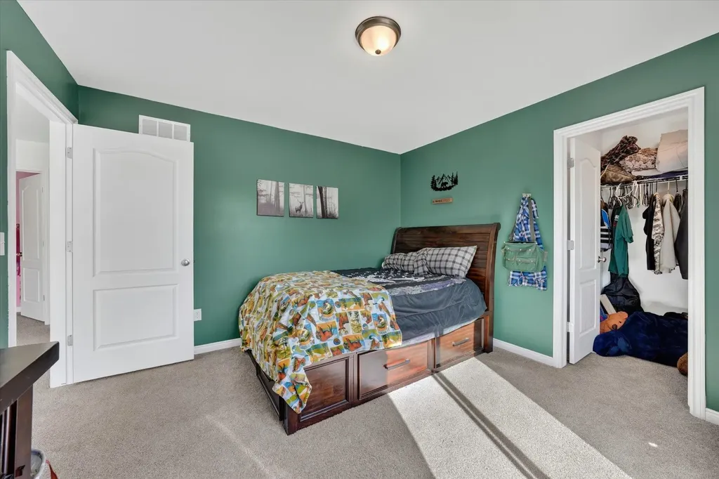 126 Parker Lane Brandon Charter Township MI 48462