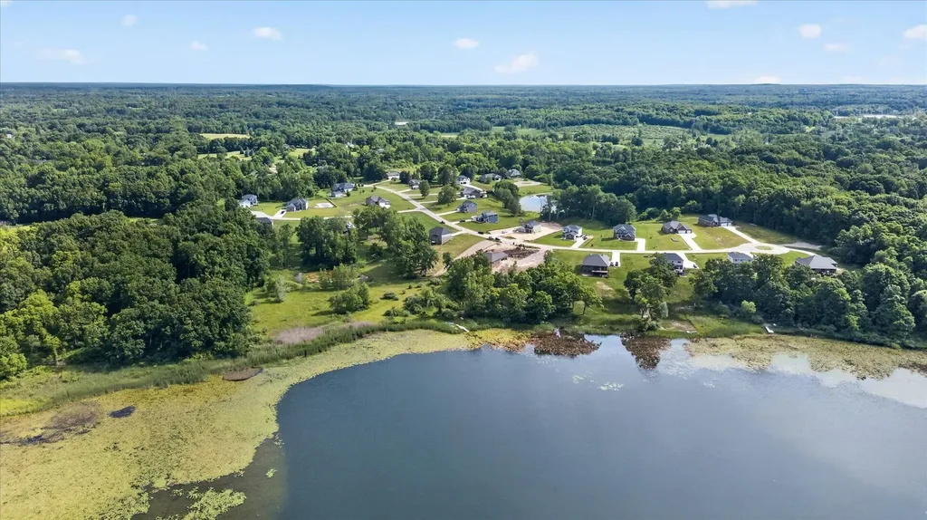 126 Parker Lane Brandon Charter Township MI 48462