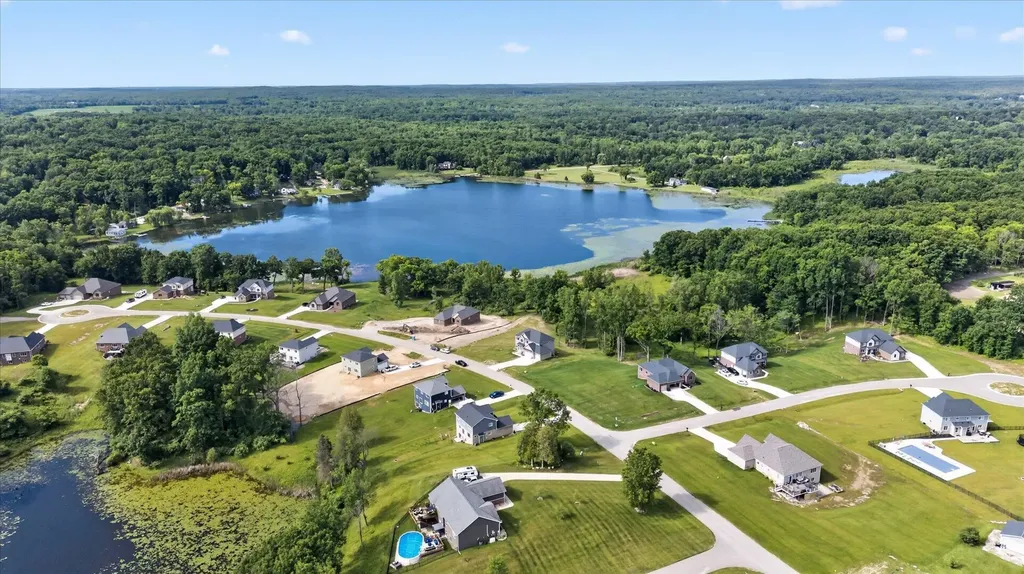 126 Parker Lane Brandon Charter Township MI 48462