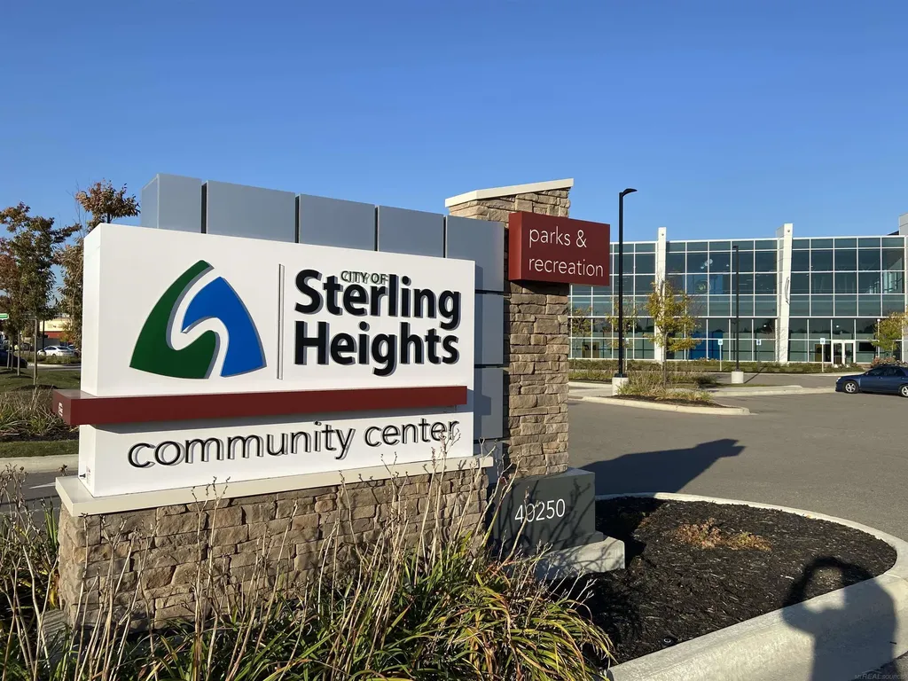 8401 Eighteen Mile Road Sterling Heights City MI 48313