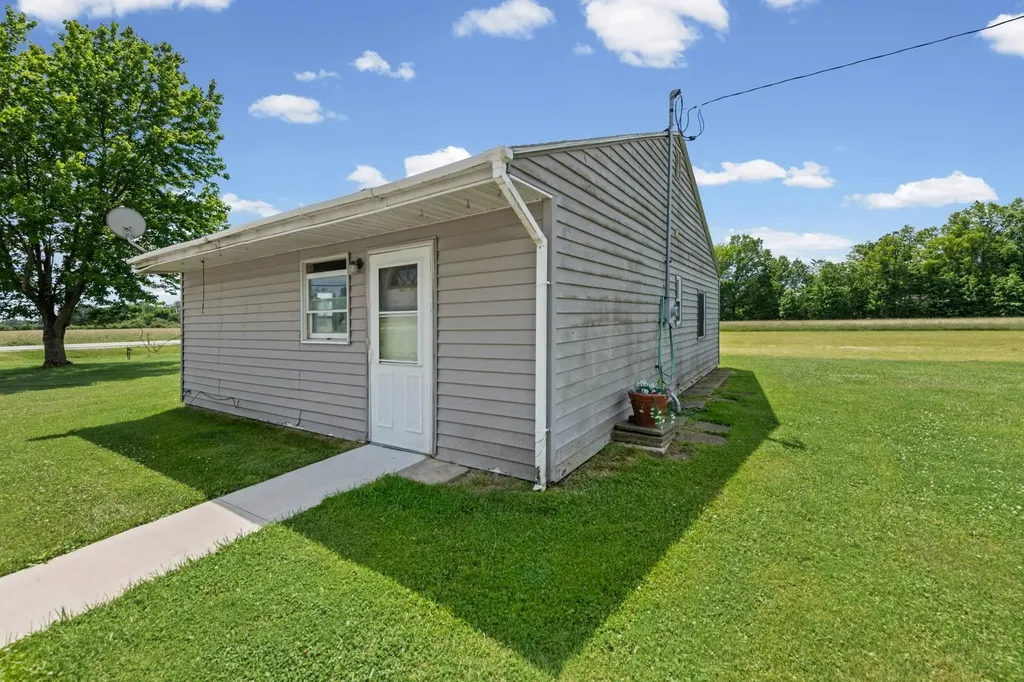 7762 Shea Road Ira Township MI 48023
