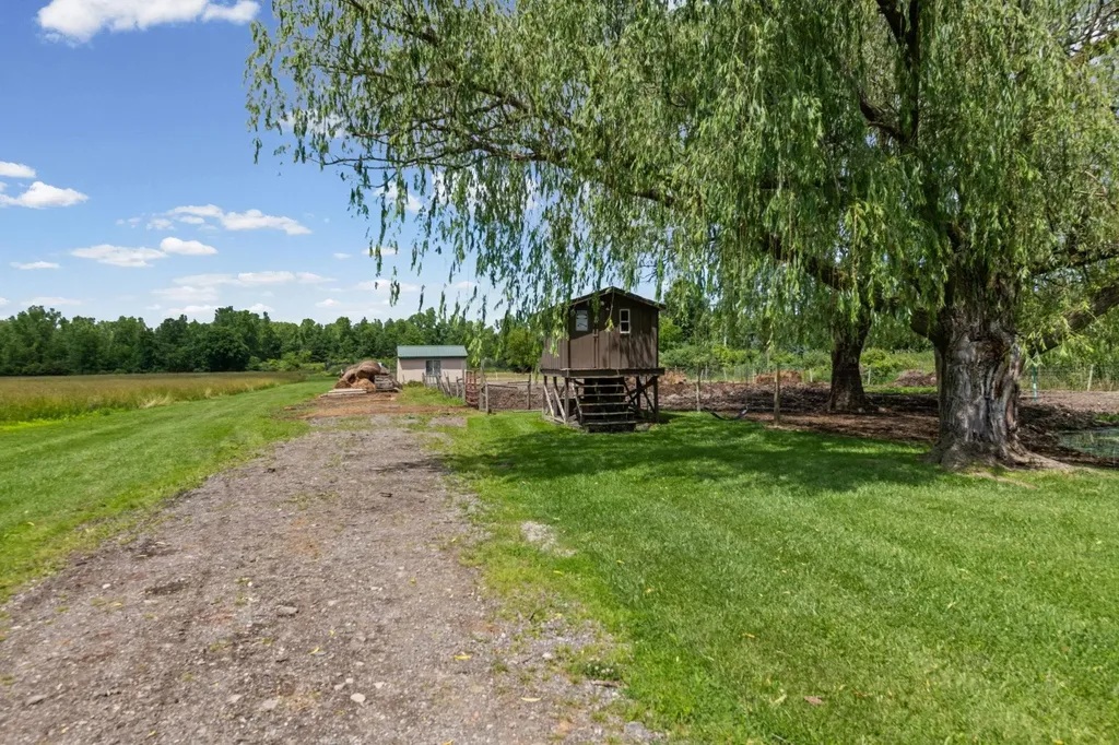 7762 Shea Road Ira Township MI 48023
