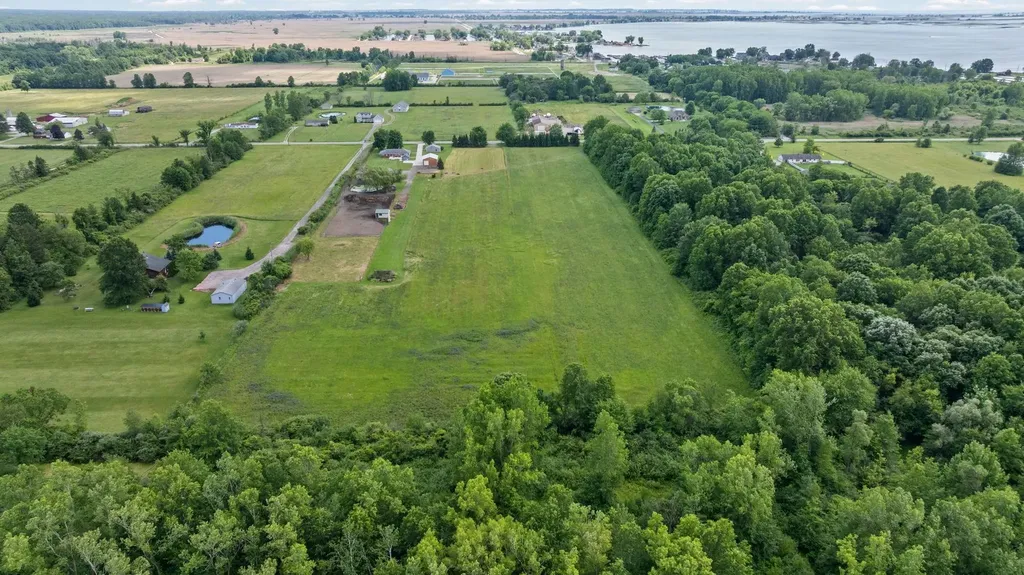 7762 Shea Road Ira Township MI 48023