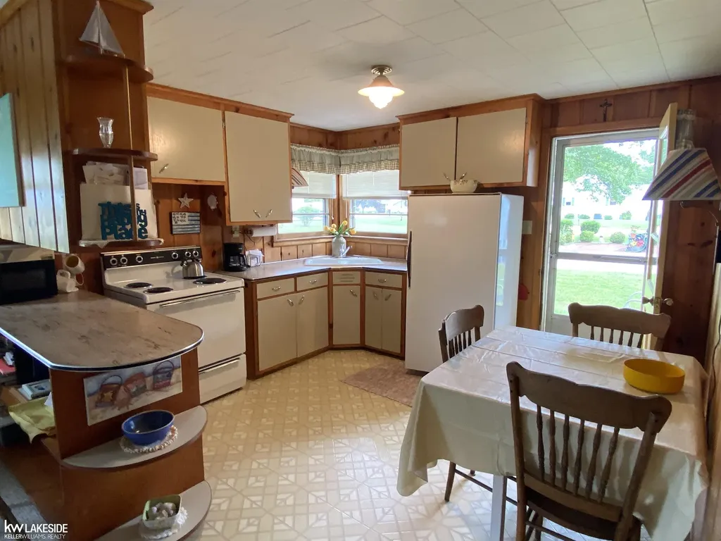 7637 Port Austin Road Caseville Township MI 48755