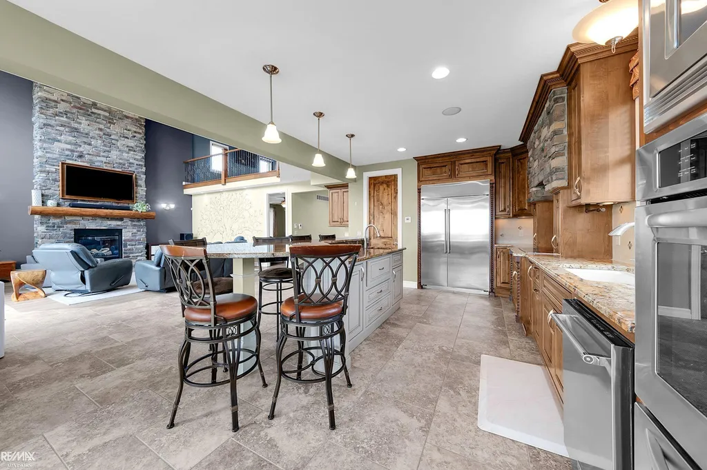 26918 Koerber Street St. Clair Shores City MI 48081