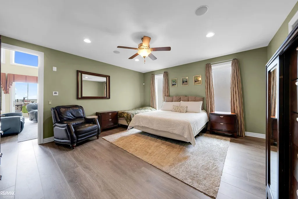 26918 Koerber Street St. Clair Shores City MI 48081