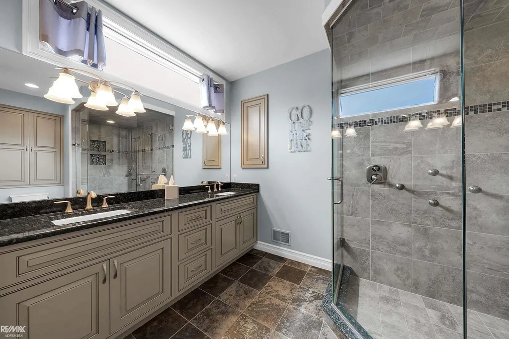 26918 Koerber Street St. Clair Shores City MI 48081