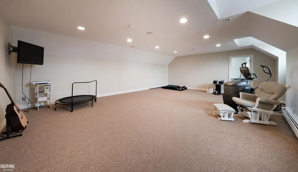 26918 Koerber Street St. Clair Shores City MI 48081