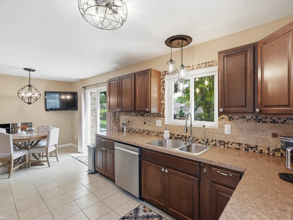 13466 Wessel Court Sterling Heights City MI 48313