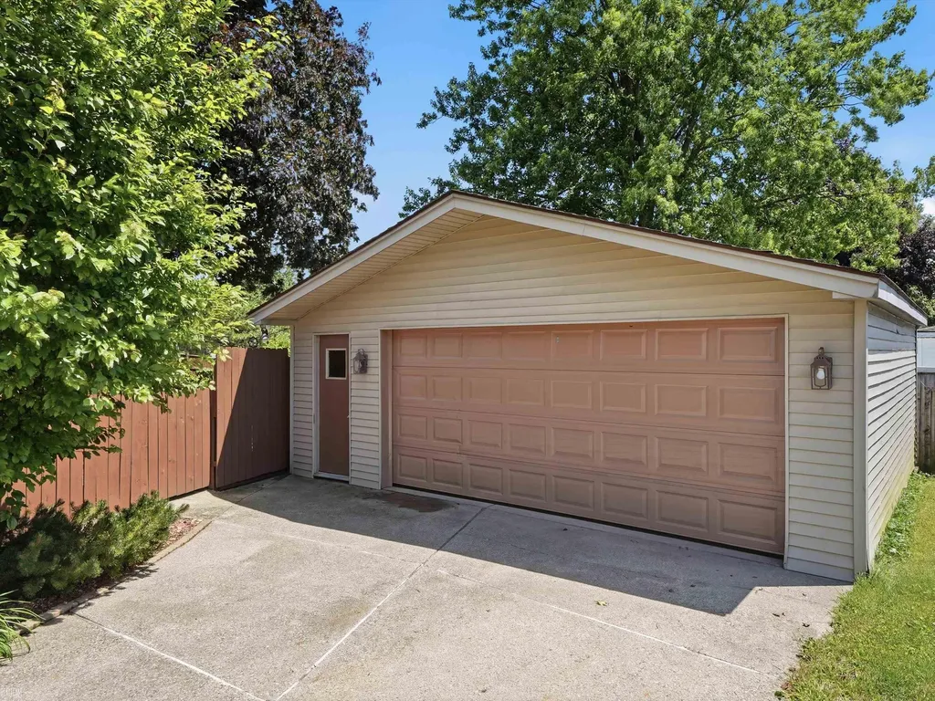 13466 Wessel Court Sterling Heights City MI 48313