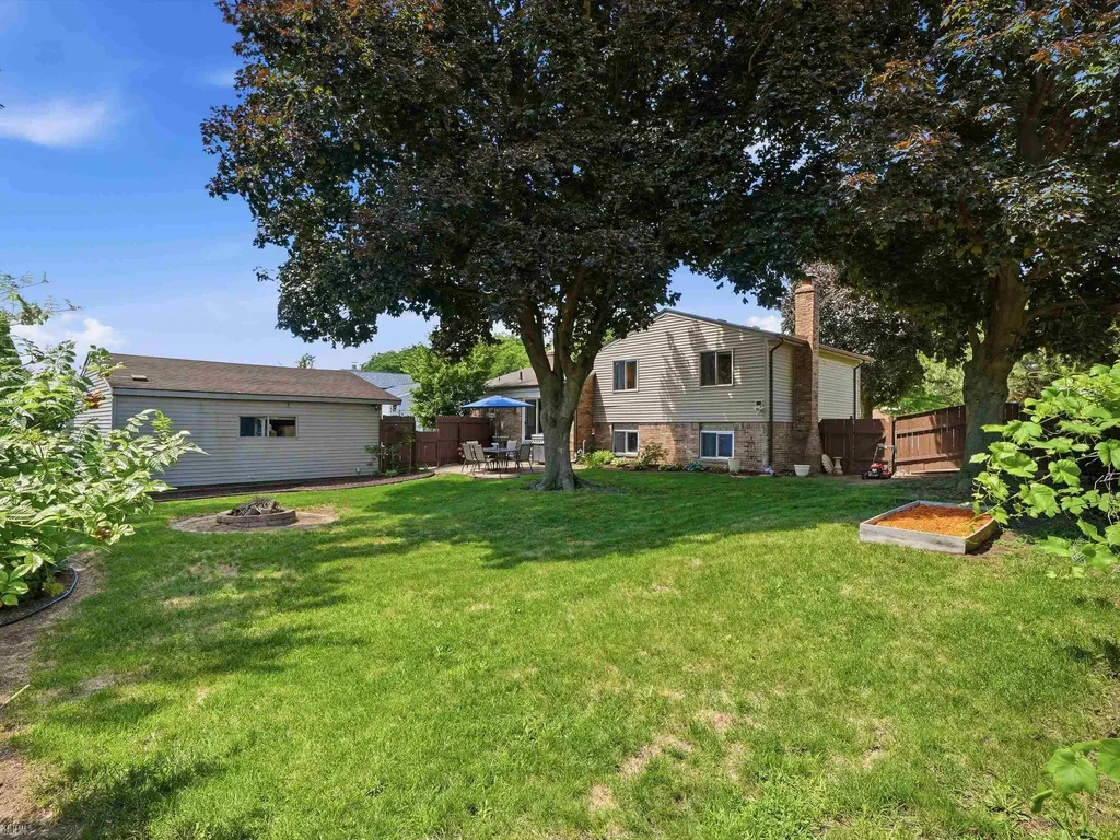 13466 Wessel Court Sterling Heights City MI 48313