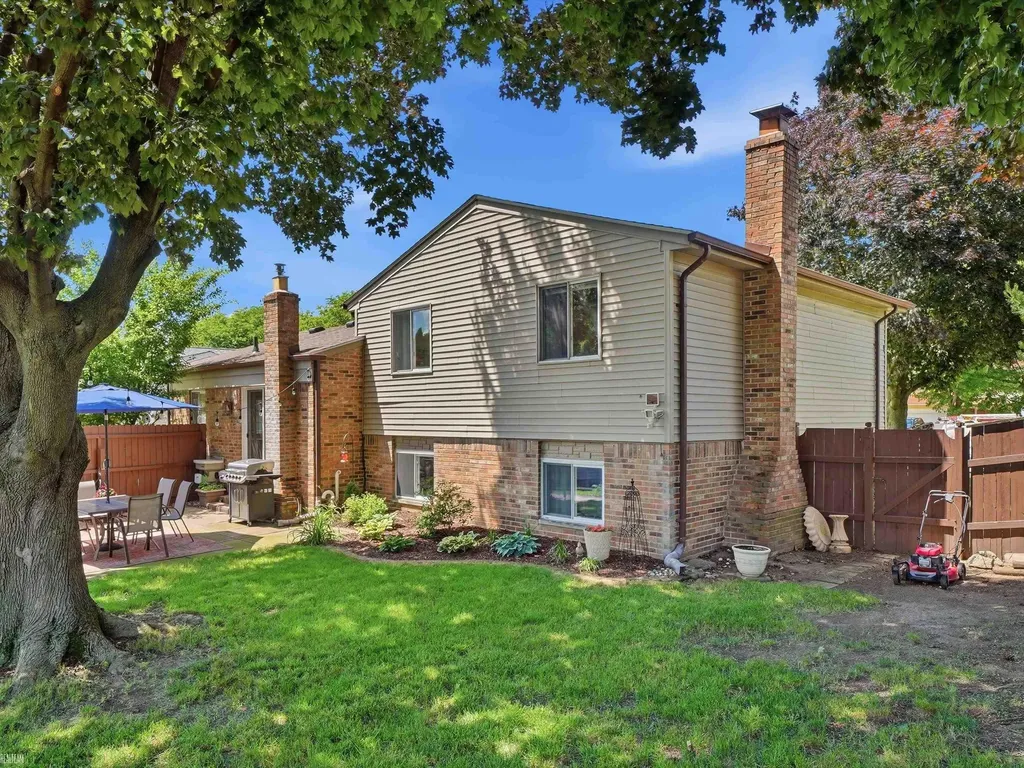 13466 Wessel Court Sterling Heights City MI 48313