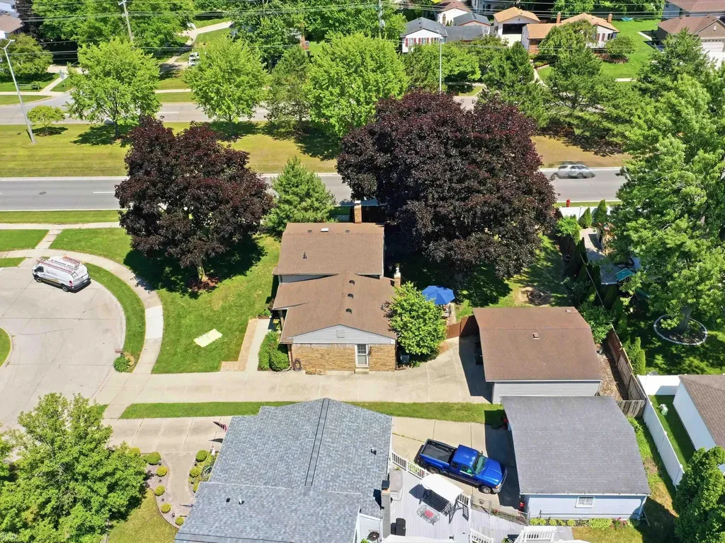 13466 Wessel Court Sterling Heights City MI 48313