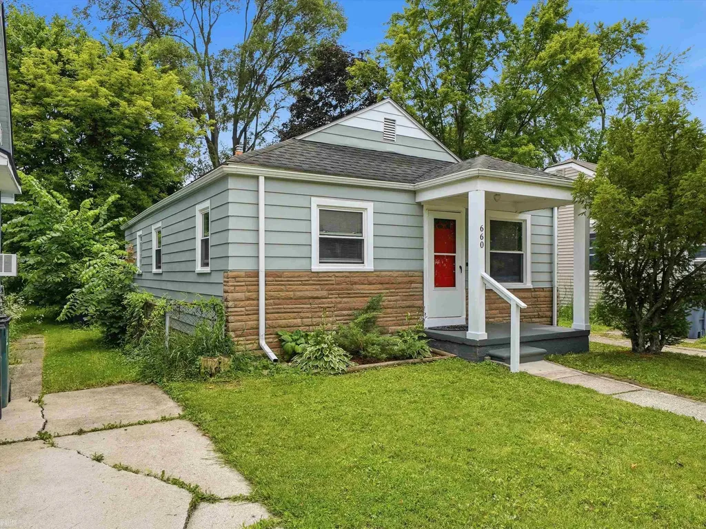 660 E Marshall Street Ferndale City MI 48220