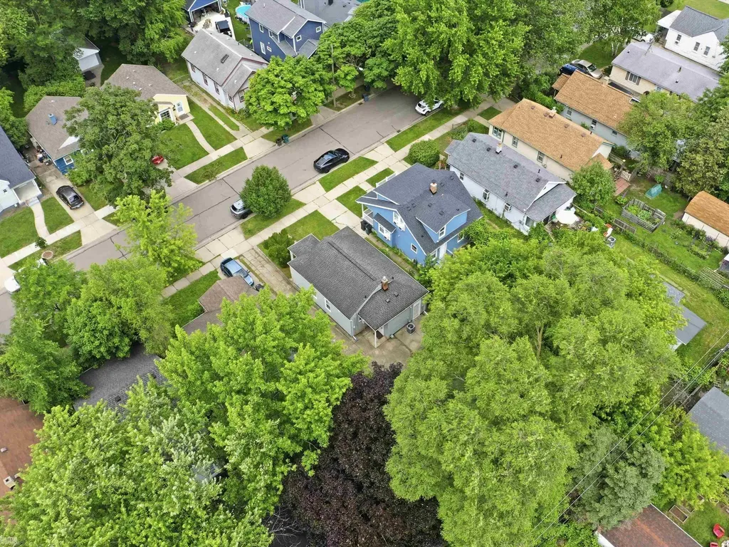 660 E Marshall Street Ferndale City MI 48220