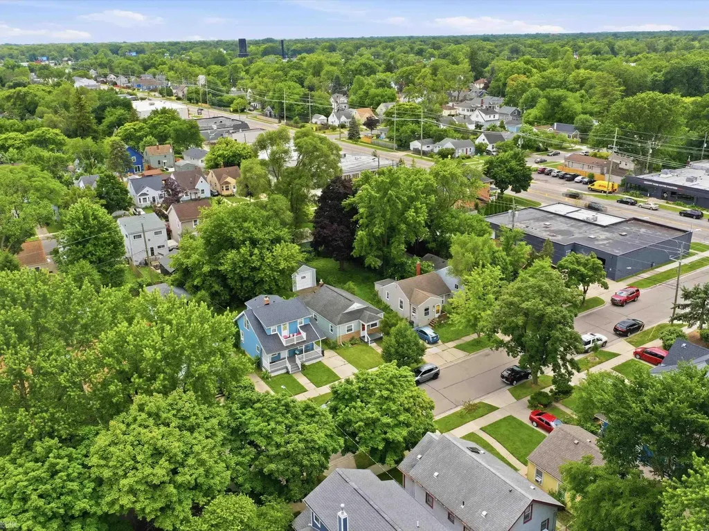 660 E Marshall Street Ferndale City MI 48220