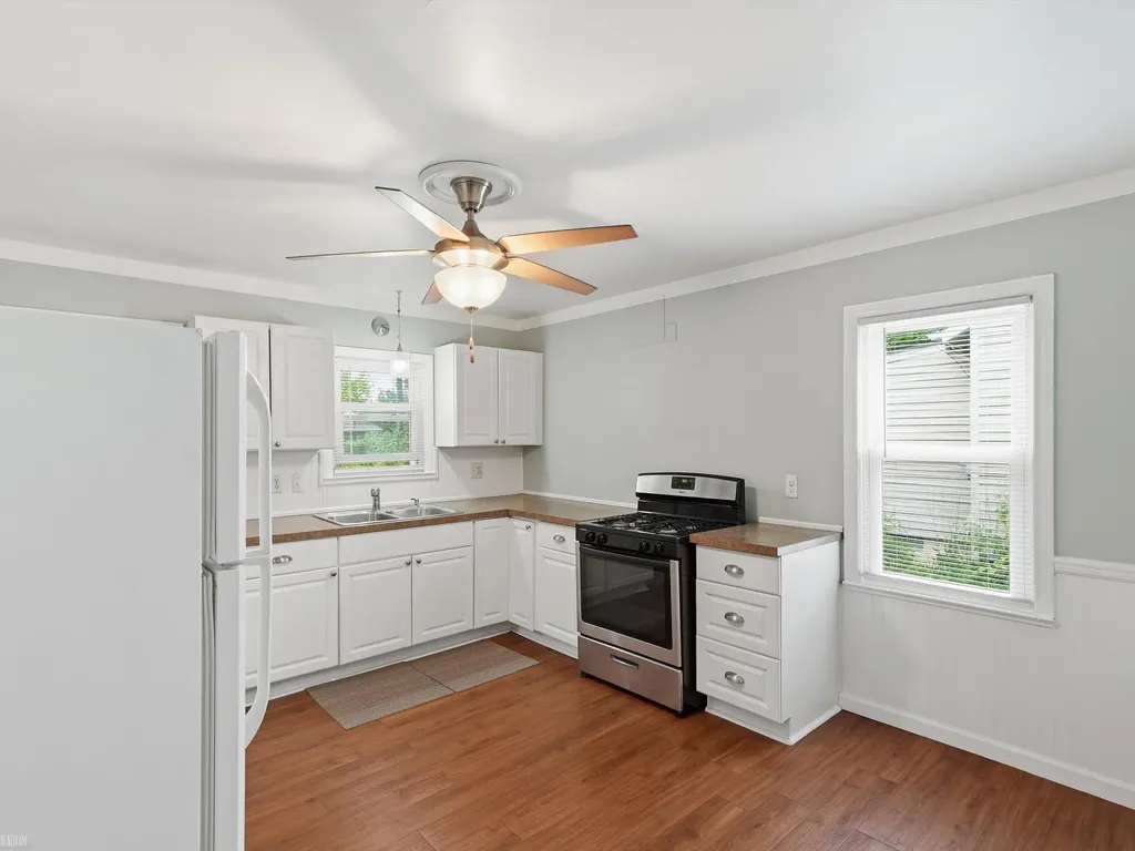 660 E Marshall Street Ferndale City MI 48220