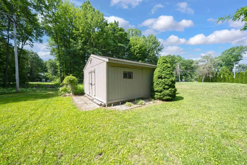 9145 Folkert Road Clay Township MI 48001