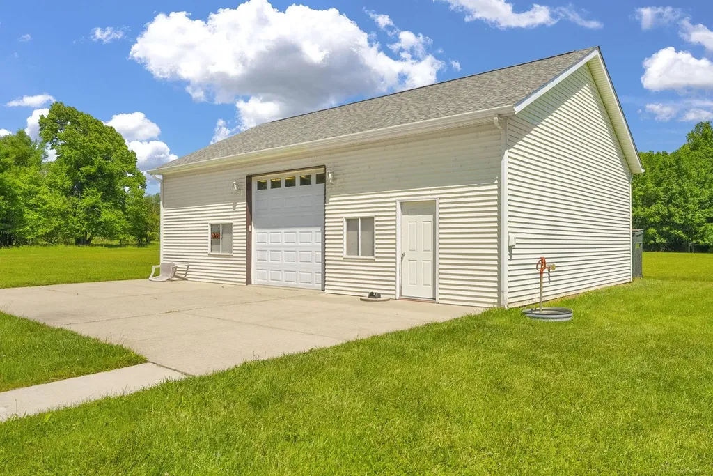 6995 Aitken Road Lexington Township MI 48450