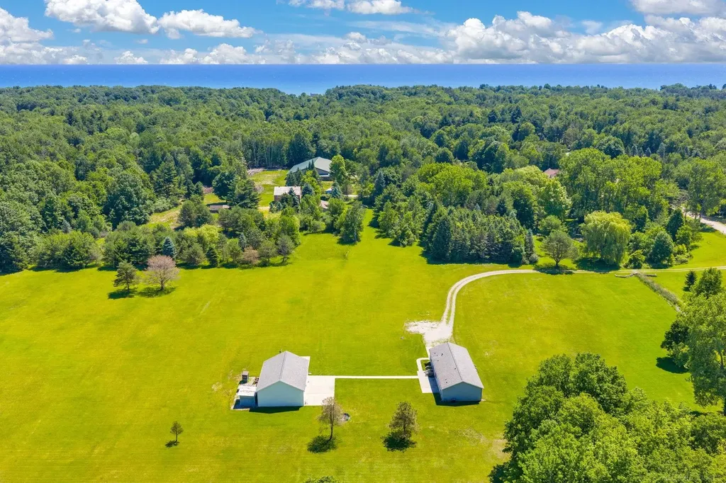 6995 Aitken Road Lexington Township MI 48450