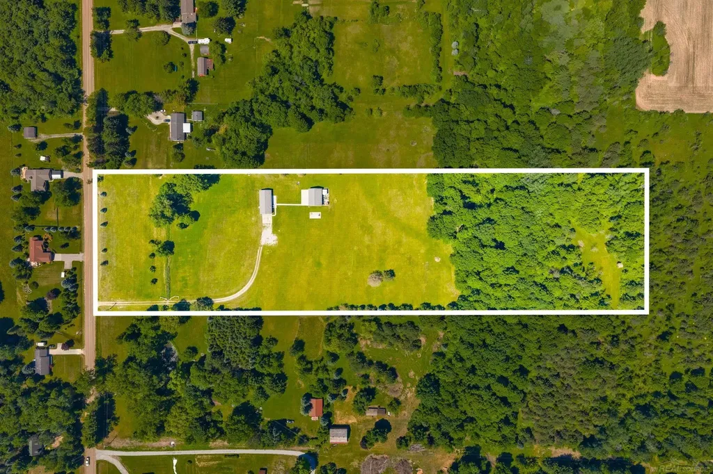 6995 Aitken Road Lexington Township MI 48450