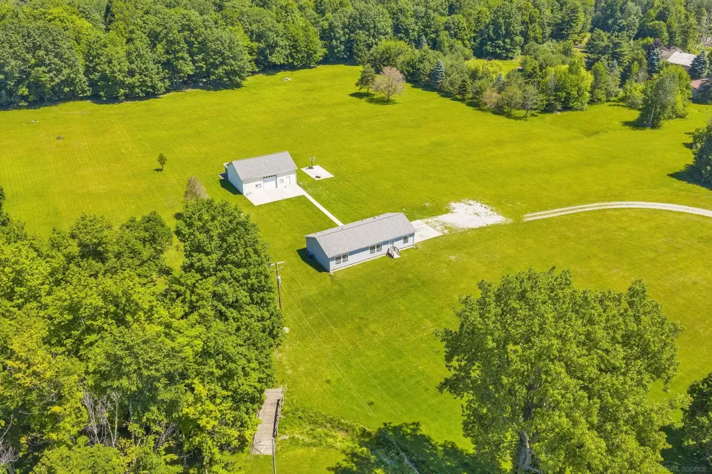 6995 Aitken Road Lexington Township MI 48450