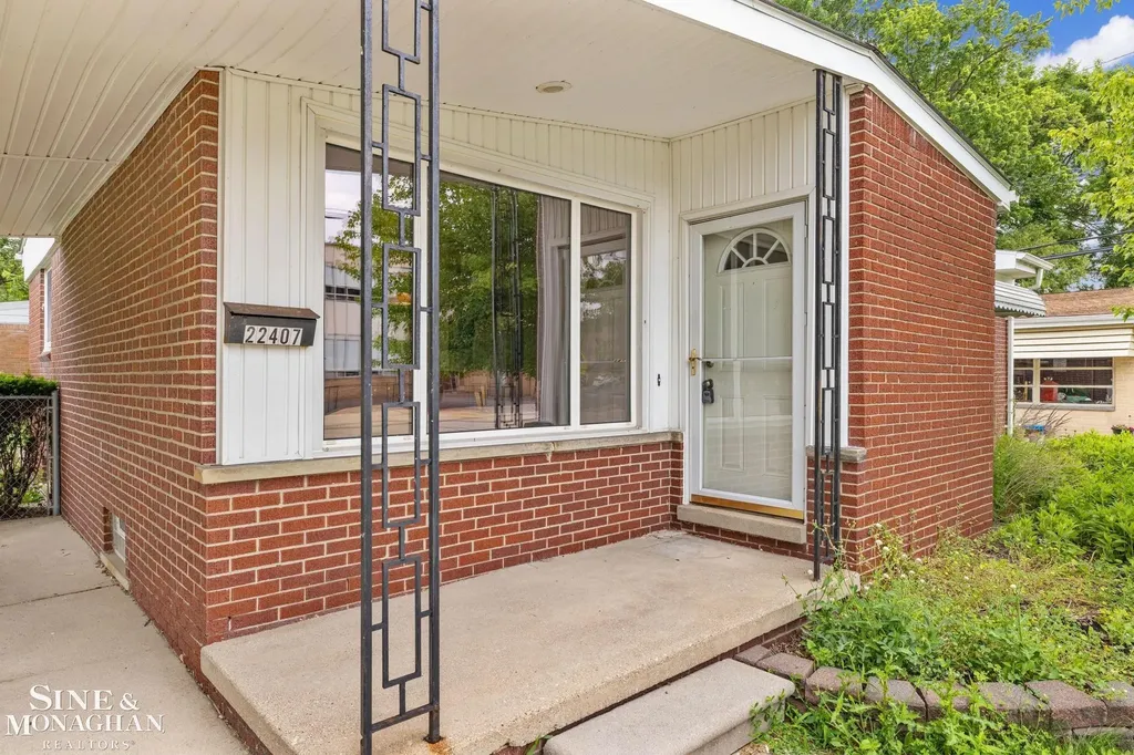 22407 Saint Joan Street St. Clair Shores City MI 48080
