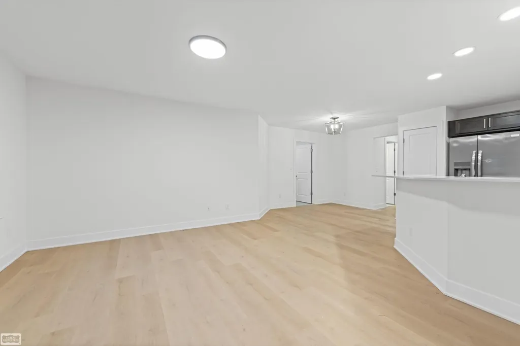 32956 Antrim Drive Chesterfield Township MI 48047
