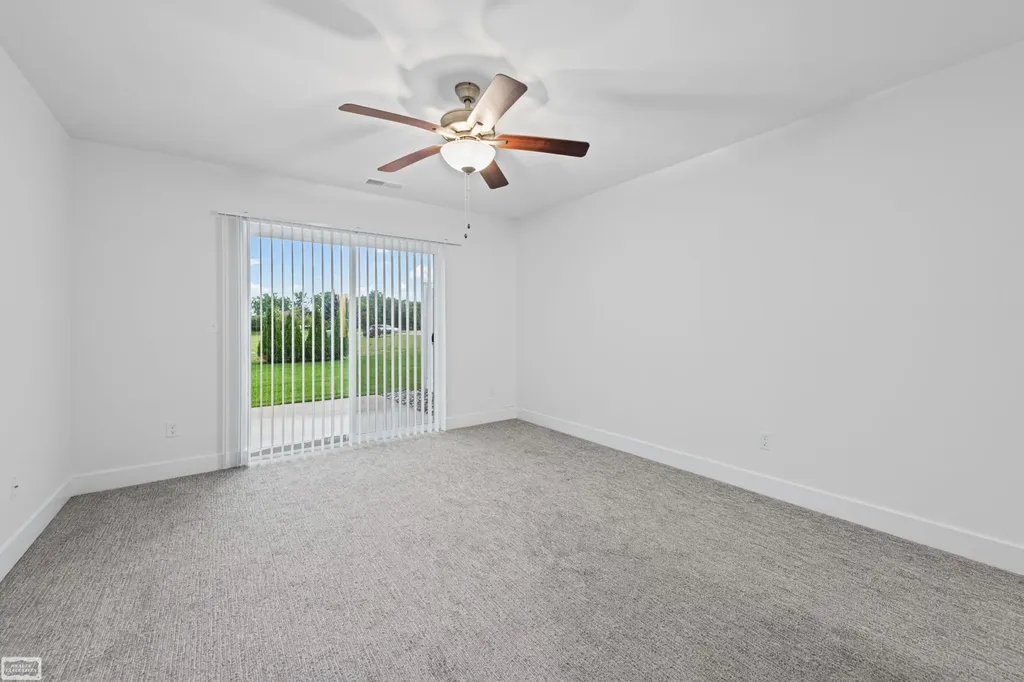 32956 Antrim Drive Chesterfield Township MI 48047