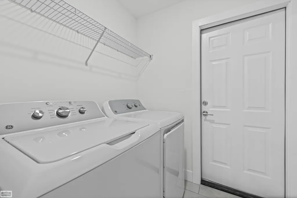 32956 Antrim Drive Chesterfield Township MI 48047