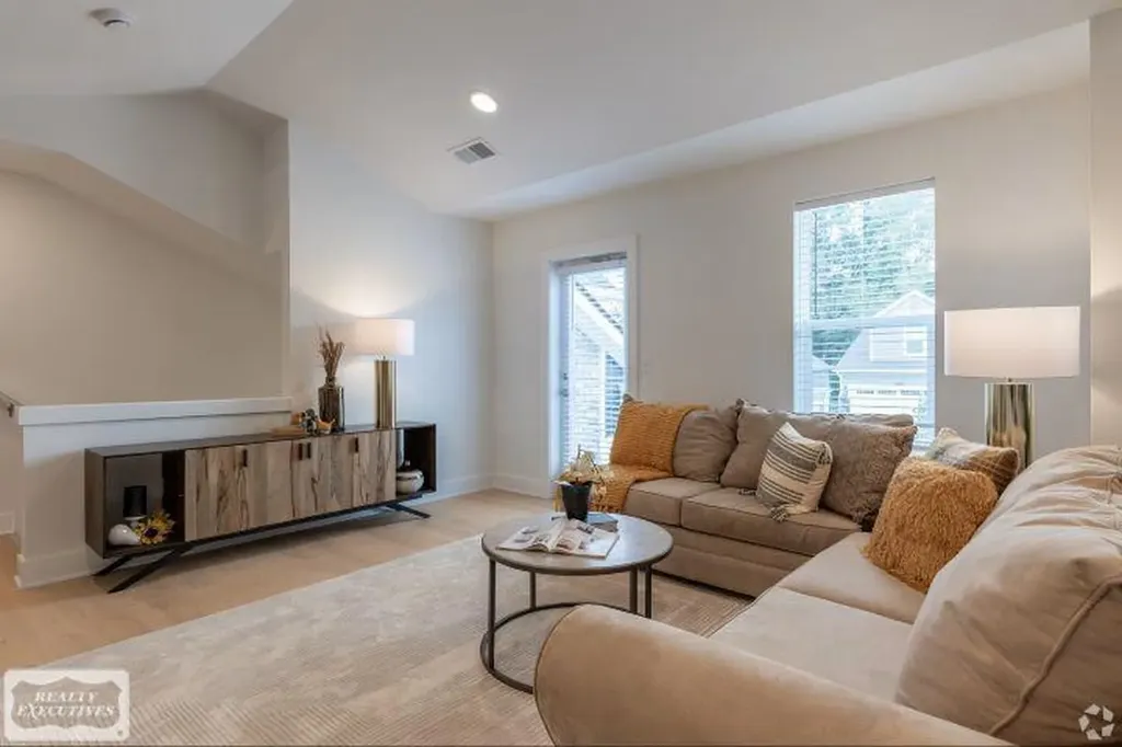 32956 Antrim Drive Chesterfield Township MI 48047