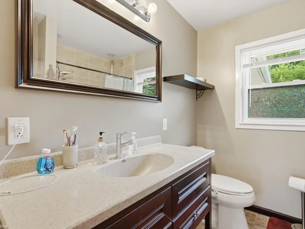 25107 Saint Christopher Street Harrison Charter Township MI 48045